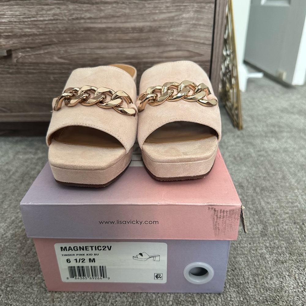 Women's Light Pink Slide Sandals